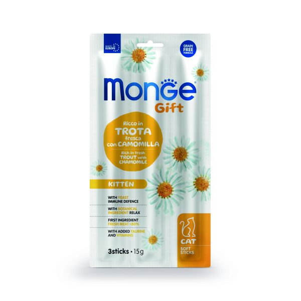 Monge Gift Soft Sticks Kitten – лакомства за котенца – стикчета с пъстърва и лайка, без зърнени култури
